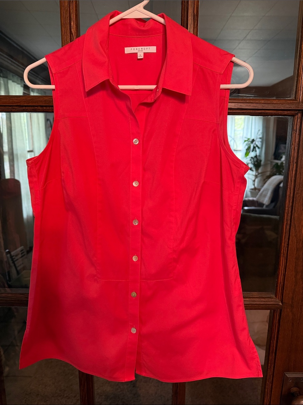 Foxcroft Non Iron Sleeveless Button Down Shirt Coral Red Fitted Womens Size 6